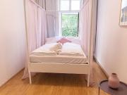 2 Bedroom Flat for 5 People, Vienna Amsterdam Apartments...