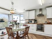 2 Bedroom Flat For Rent In 135 Warwick Road