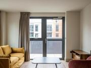 2 Bedroom Flat For Rent In 18 Ashley Road, London