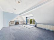 2 bedroom flat for rent in Bromley Road, BR2