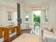 2 bedroom flat for rent in Abingdon Mansions Pater...
