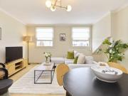 2 bedroom flat for rent in Adolphus Road, London, N4