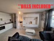 2 bedroom flat for rent in Albert Road, Farnworth,...