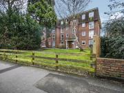2 bedroom flat for rent in All Saints Road, Sutton,...