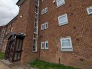 2 bedroom flat for rent in Aragon Drive, Ilford, London, IG6