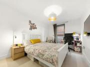 2 Bedroom Flat For Rent In Barons Court, London