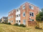 2 bedroom flat for rent in Bellview Court, Barton Close,...