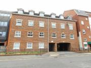 2 bedroom flat for rent in Belmont Court, Vachel Road,...