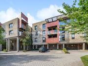 2 bedroom flat for rent in Blondin Way, Surrey Quays,...