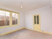 2 bedroom flat for rent in Boston Avenue, Southend On...