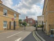 2 Bedroom Flat For Rent In Brentwood