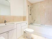 2 bedroom flat for rent in Bridge Court, 13 Newport...