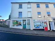 2 bedroom flat for rent in Bridge Street, Tiverton, EX16