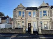 2 bedroom flat for rent in Brighton Road, Weston super...
