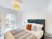 2 bedroom flat for rent in Brumwell Avenue Woolwich SE18