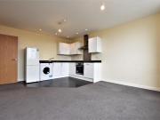 2 bedroom flat for rent in Burleys Way, Leicester, LE1