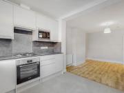 2 bedroom flat for rent in Burnley Road, London, NW10
