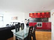 2 bedroom flat for rent in Bute Terrace, CARDIFF, CF10