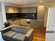 2 bedroom flat for rent in Cambridge Street, Manchester, M1