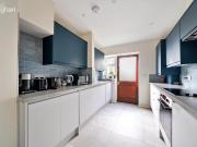 2 bedroom flat for rent in Carden Hill, Brighton, East...