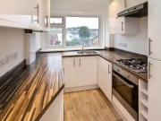2 bedroom flat for rent in Carew Road, Upperton, BN21