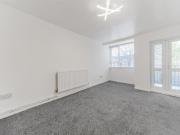 2 bedroom flat for rent in Carslake Road, London, SW15