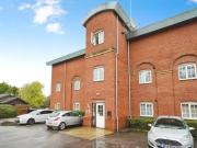 2 bedroom flat for rent in Caxton Court, Burton Upon...