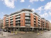 2 bedroom flat for rent in Central Street, London, EC1V