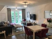 2 bedroom flat for rent in Chambord House Englefield...