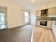 2 bedroom flat for rent in Charles Street, Cleethorpes, DN35