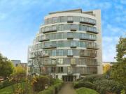 2 bedroom flat for rent in Charrington Place, St Albans, AL1