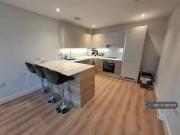 2 bedroom flat for rent in Christchurch Road,...