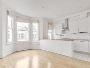 2 Bedroom Flat For Rent In Clapham Town