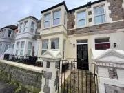 2 bedroom flat for rent in Clifton Road, Weston super...
