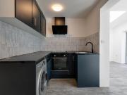 2 bedroom flat for rent in Comyn Road, SW11