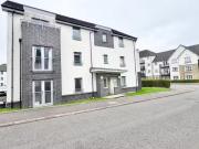 2 bedroom flat for rent in Crookston Court, Larbert, FK5