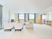 2 bedroom flat for rent in Cross Street, Islington,...