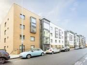 2 bedroom flat for rent in Deanery Road, Bristol, BS1