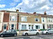 2 bedroom flat for rent in Derby Road, Portsmouth,...