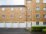 2 bedroom flat for rent in Dickinsons Fields,...