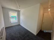 2 bedroom flat for rent in Duckworth Lane, Bradford, BD9