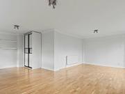 2 Bedroom Flat For Rent In Ealing, London