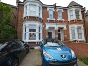 2 bedroom flat for rent in Earlham Grove, London, E7