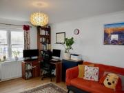 2 Bedroom Flat For Rent In East Craigs, Edinburgh