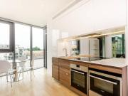 2 bedroom flat for rent in Eastfields Avenue, London,...