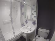 2 bedroom flat for rent in Elliot Terrace, Plymouth...