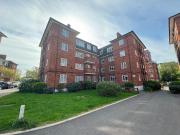 2 bedroom flat for rent in Empire Court, North End Road, HA9
