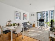 2 bedroom flat for rent in Enterprise Way, Wandsworth, SW18