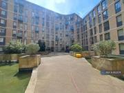 2 bedroom flat for rent in Esinteraction Street,...