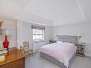 2 bedroom flat for rent in Evelyn Gardens, South...